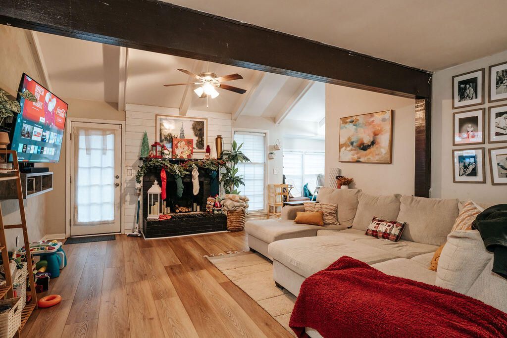 134 Tall Pines Road Photo 6