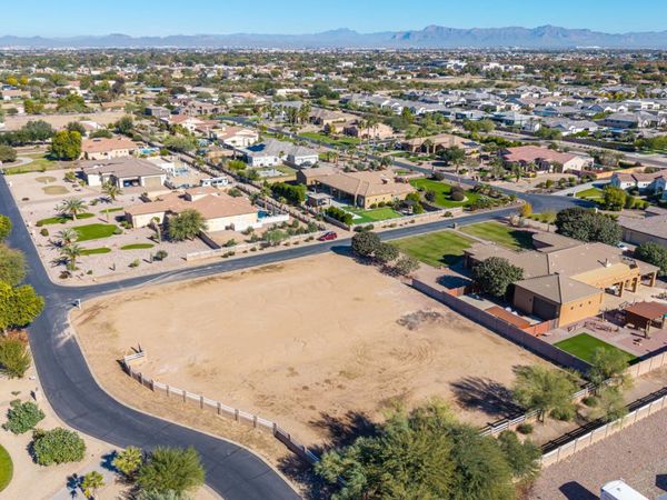 19503 E VALLEJO Street, Unit 9, Queen Creek, AZ 85142
