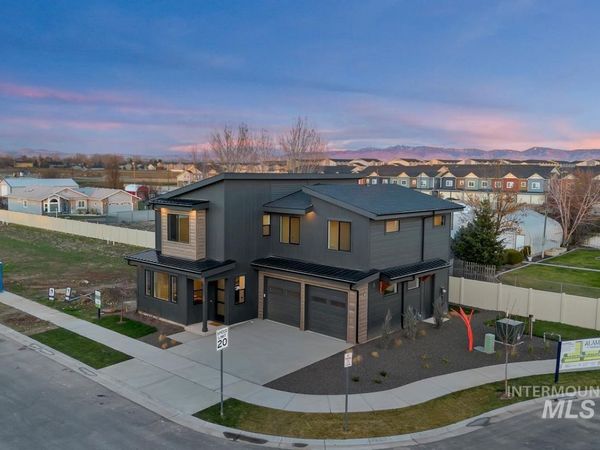 60 N Feather Reed Ave., Meridian, ID 83642