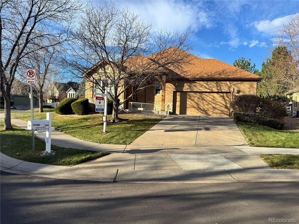 1845 S Jay Way, Lakewood, CO 80232