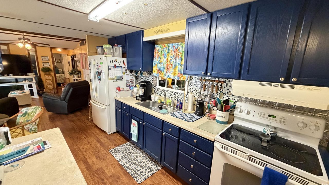 1517 Pisces Ln. Photo 6