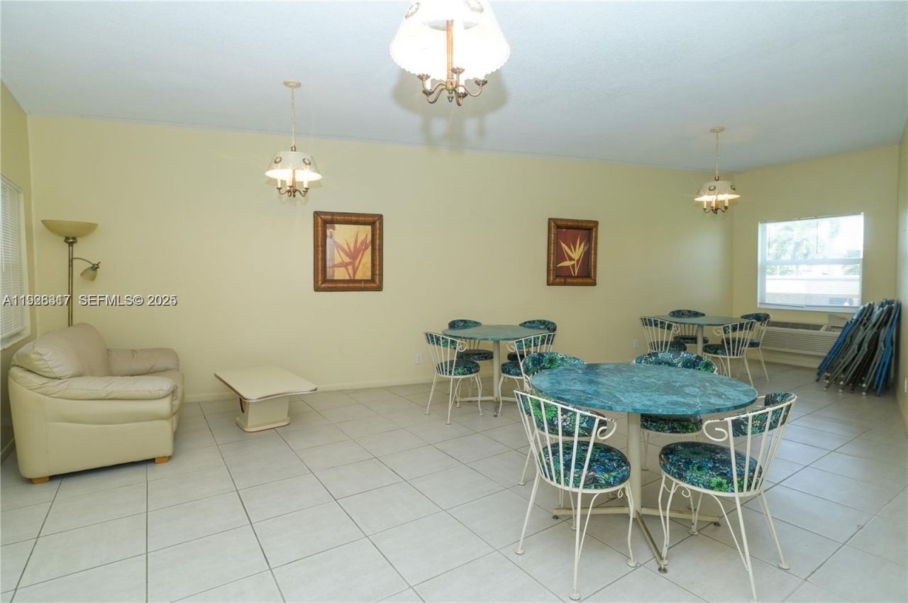 4441 NW 16th St, Unit J108, Lauderhill, FL 33313 Photo