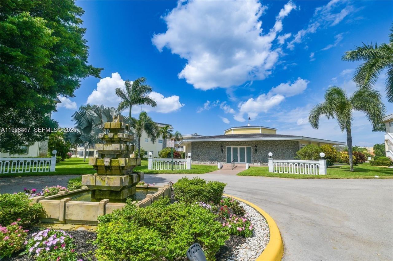 4441 NW 16th St, Unit J108, Lauderhill, FL 33313 Photo