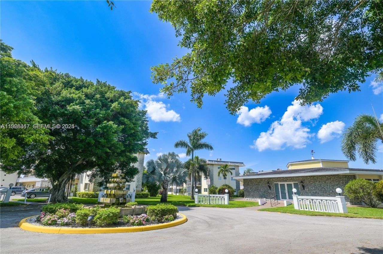 4441 NW 16th St, Unit J108, Lauderhill, FL 33313 Photo