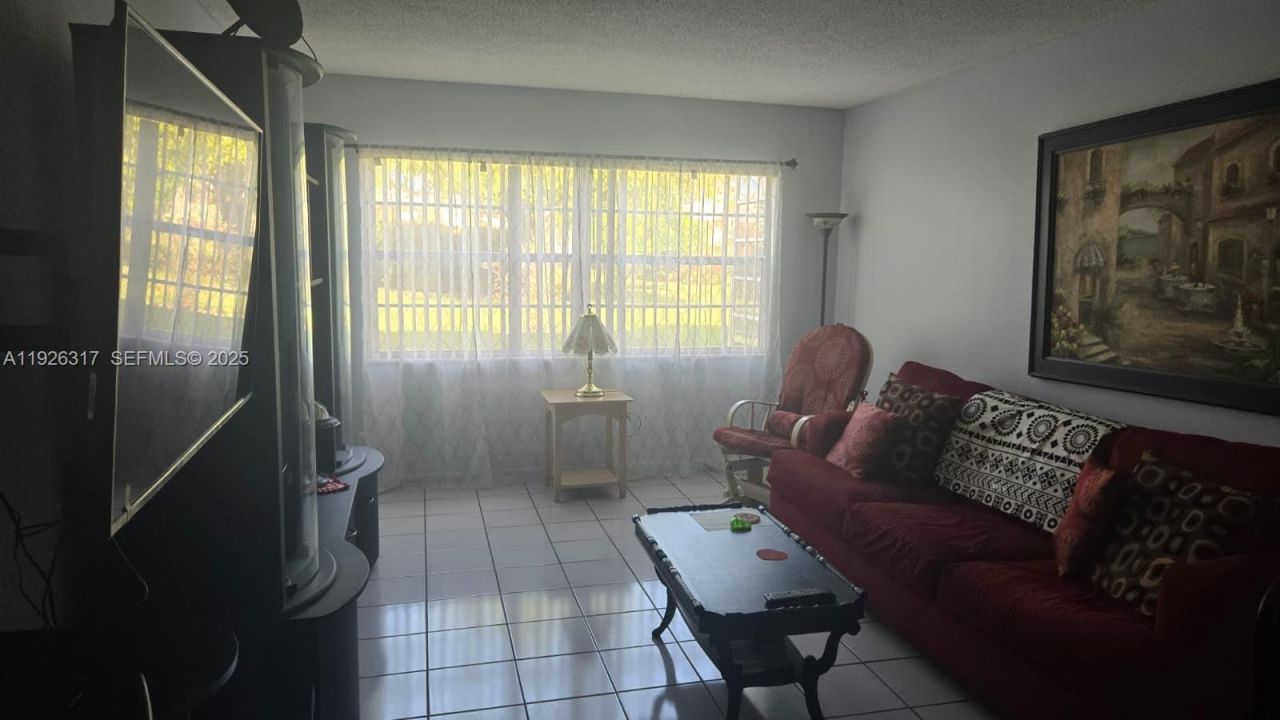 4441 NW 16th St, Unit J108, Lauderhill, FL 33313 Photo