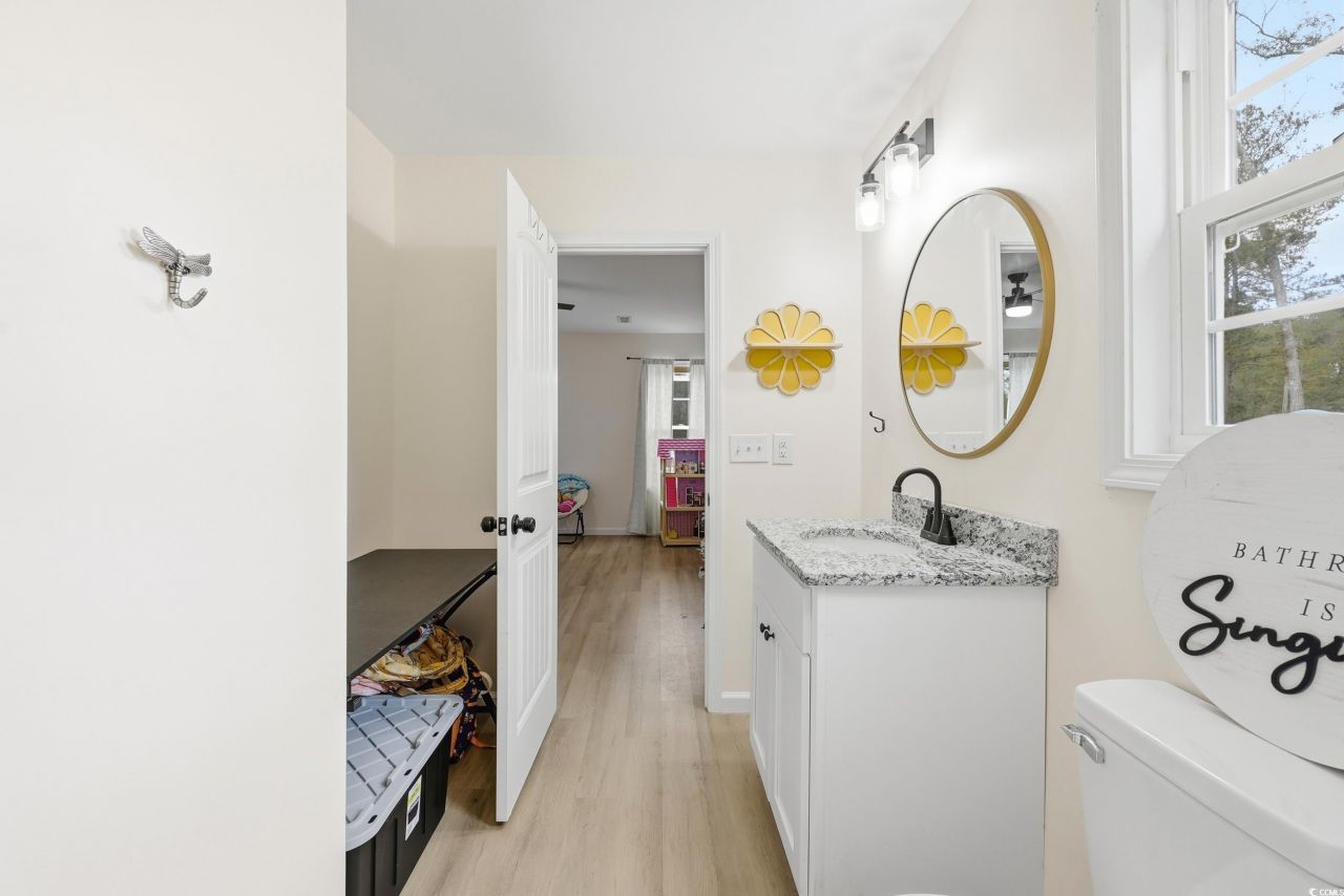 160 Leadwood St. Photo 23