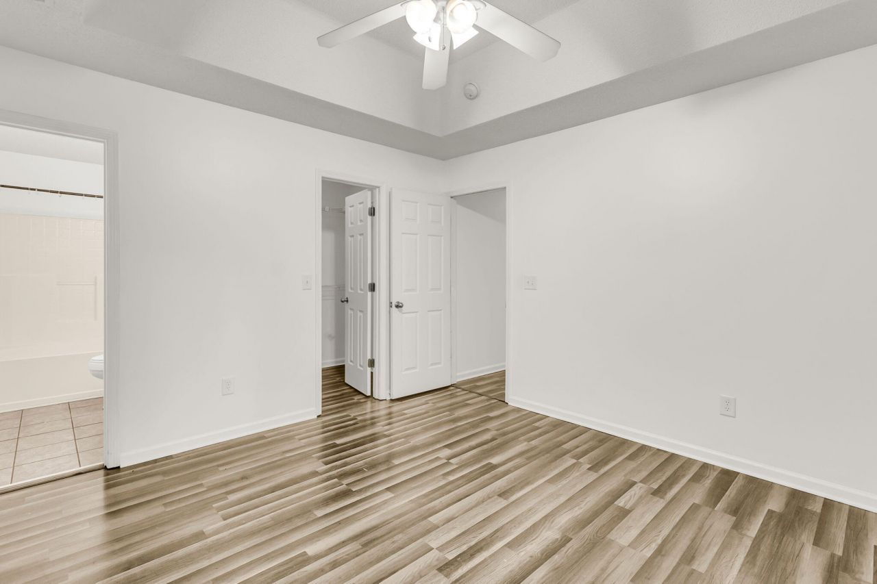 127 Trickle Drive Photo 23