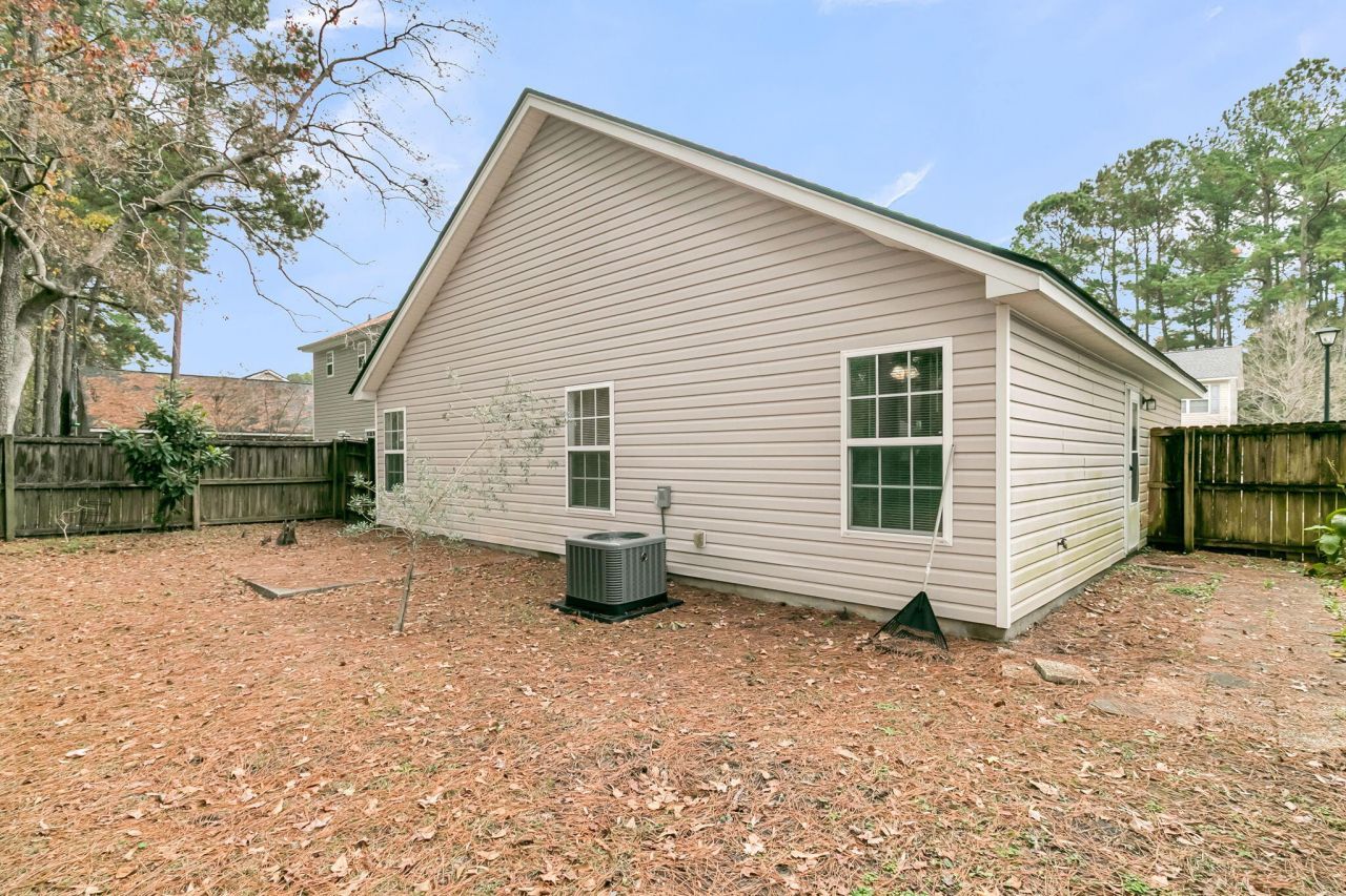 127 Trickle Drive Photo 28