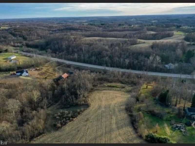 7515 West Pike Highway, Hopewell, OH 43701 Photo 2