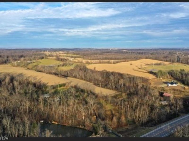 7515 West Pike Highway, Hopewell, OH 43701 Photo 4