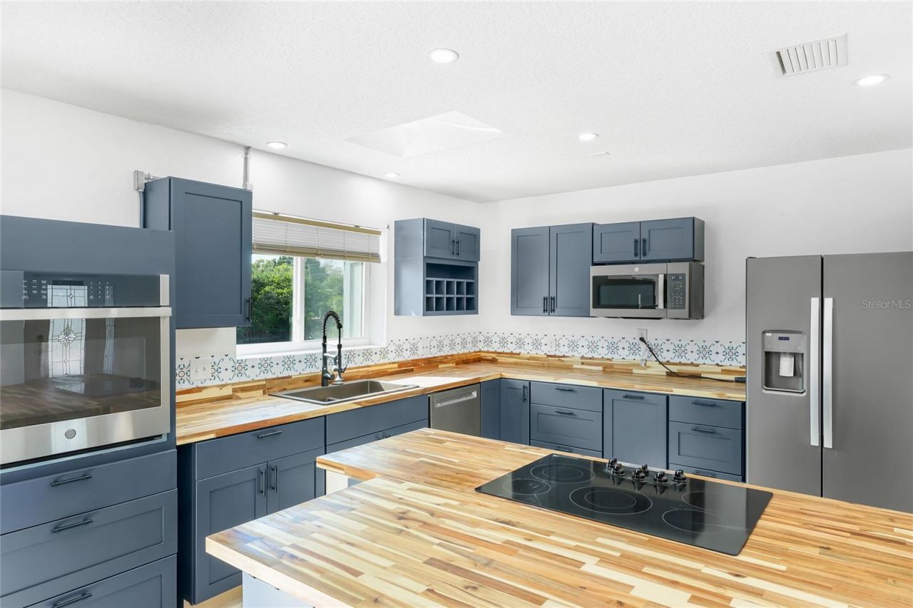 333 Sally Lee Drive, Ellenton, FL 34222 Photo