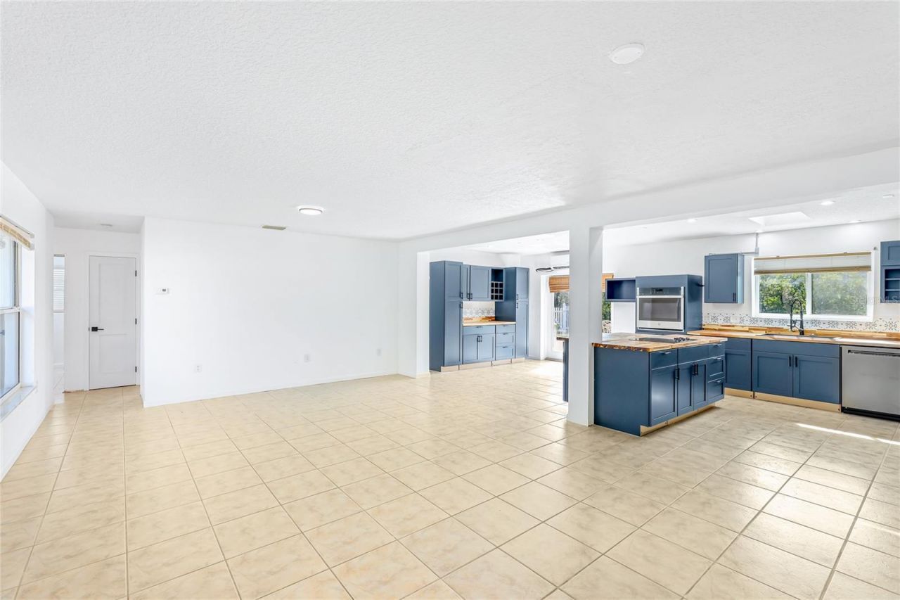 333 Sally Lee Drive, Ellenton, FL 34222 Photo