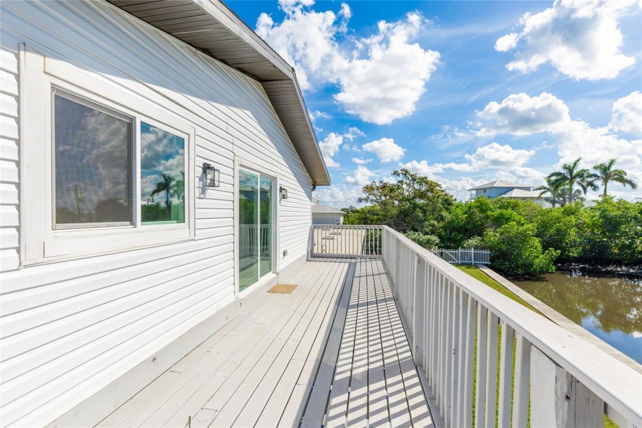 333 Sally Lee Drive, Ellenton, FL 34222 Photo