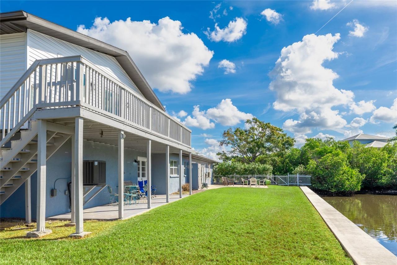 333 Sally Lee Drive, Ellenton, FL 34222 Photo