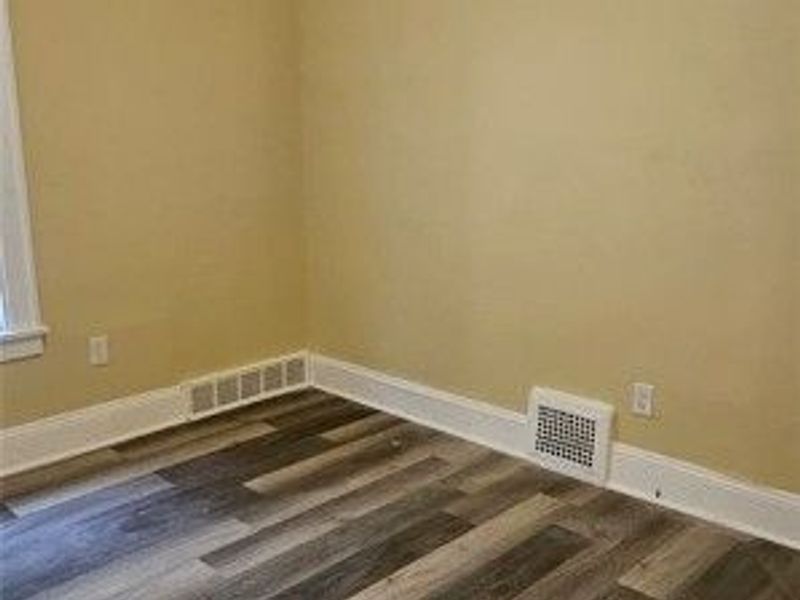 12909 Woodside Avenue, Cleveland, OH 44108 Photo 5