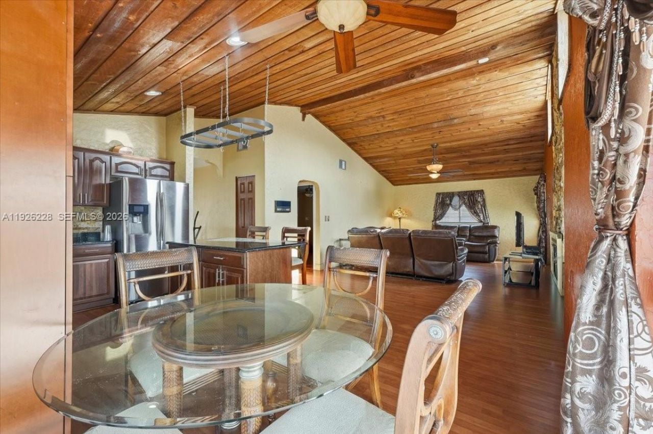 8213 Cassia Ter, Tamarac, FL 33321 Photo