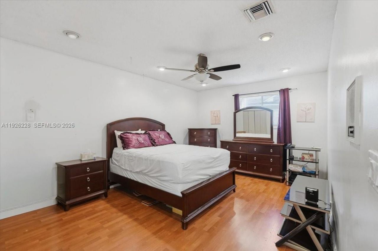 8213 Cassia Ter, Tamarac, FL 33321 Photo