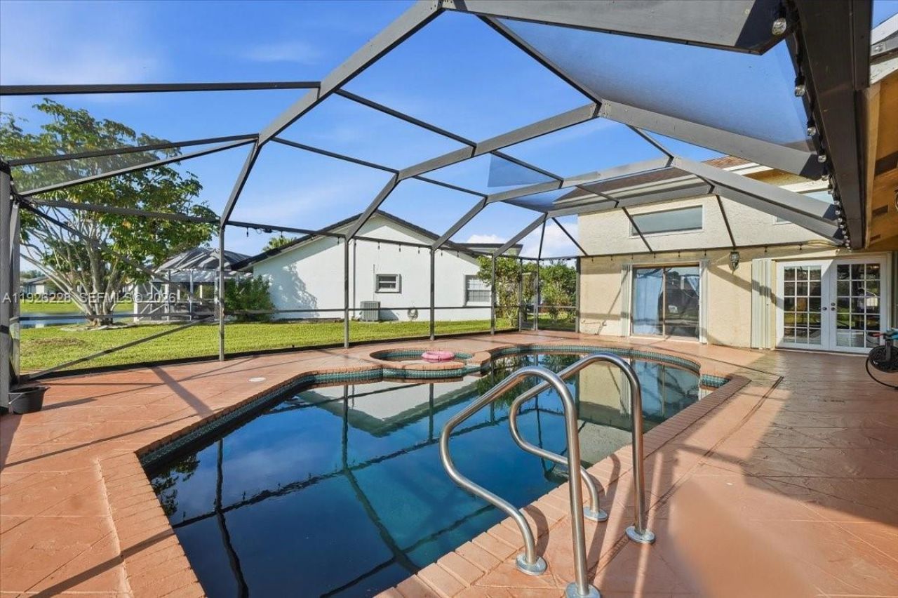 8213 Cassia Ter, Tamarac, FL 33321 Photo