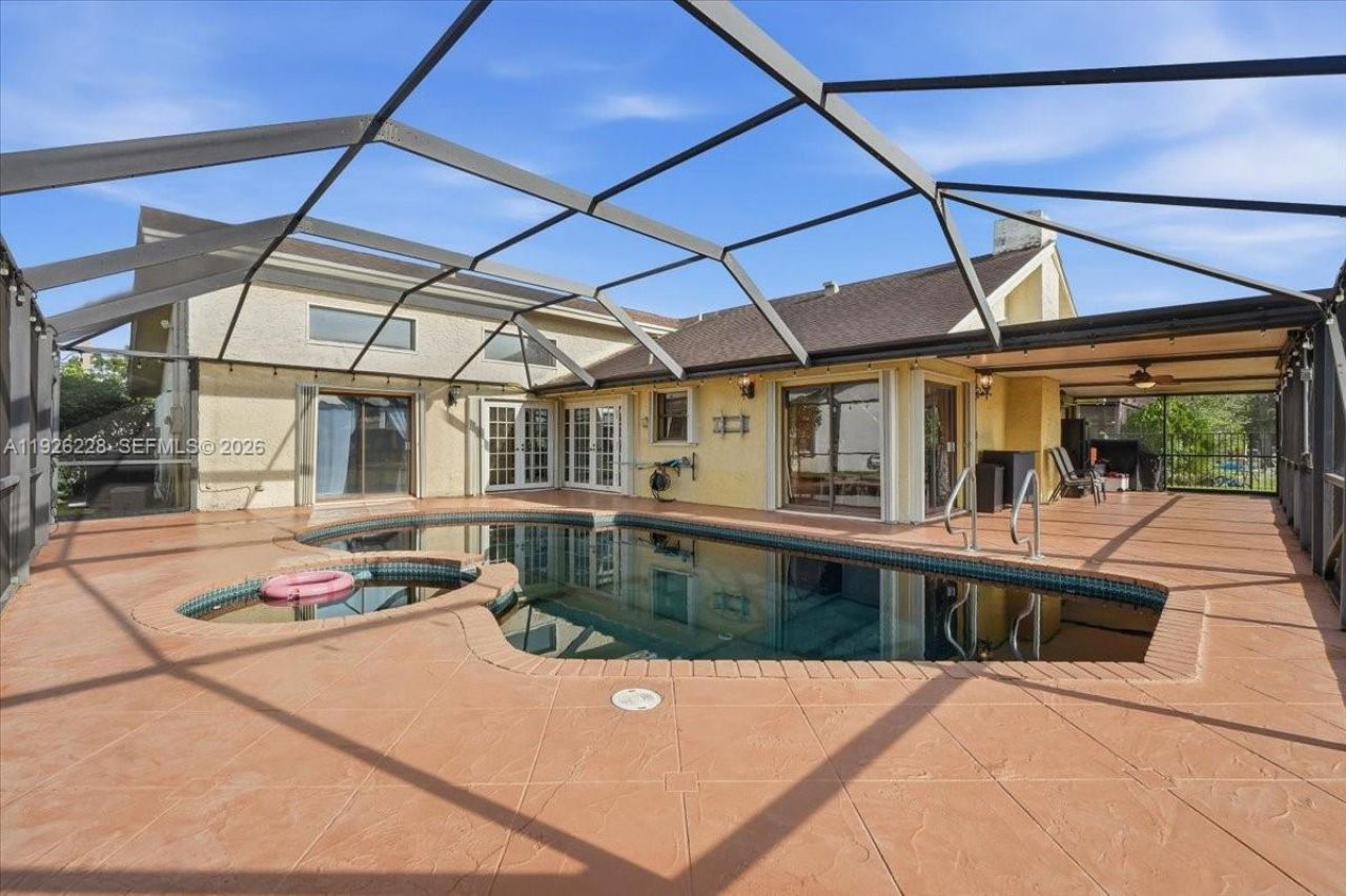 8213 Cassia Ter, Tamarac, FL 33321 Photo