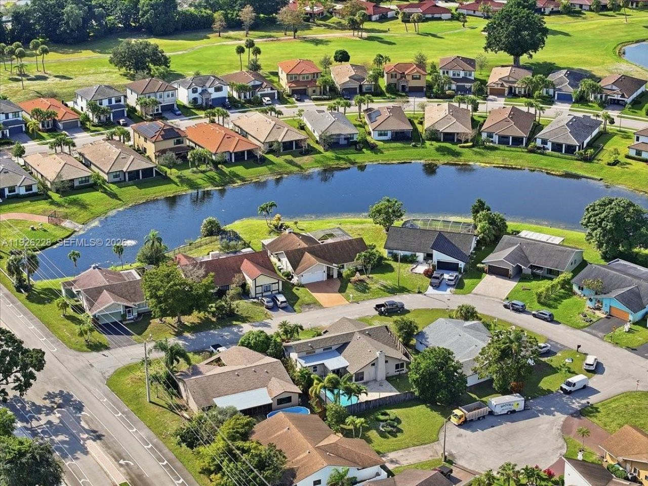 8213 Cassia Ter, Tamarac, FL 33321 Photo