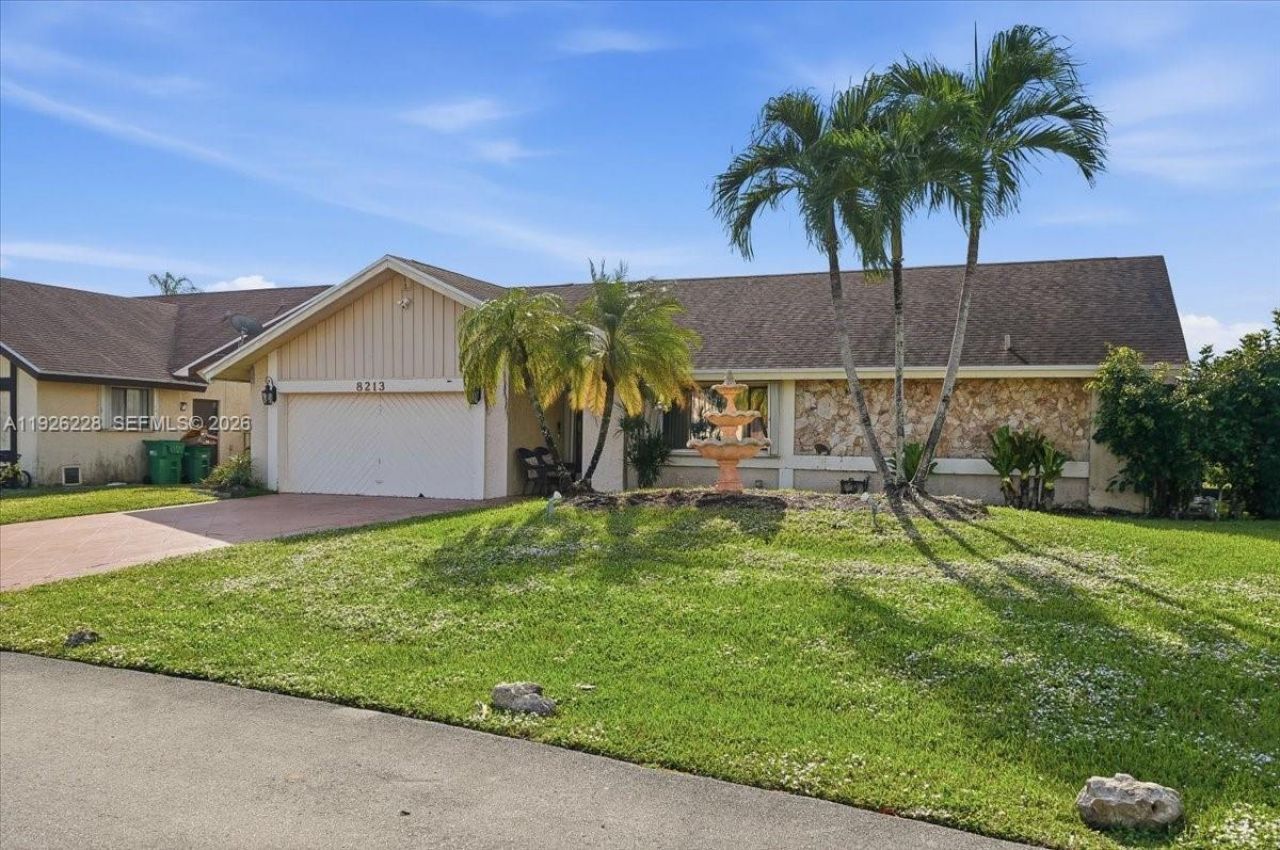 8213 Cassia Ter, Tamarac, FL 33321 Photo