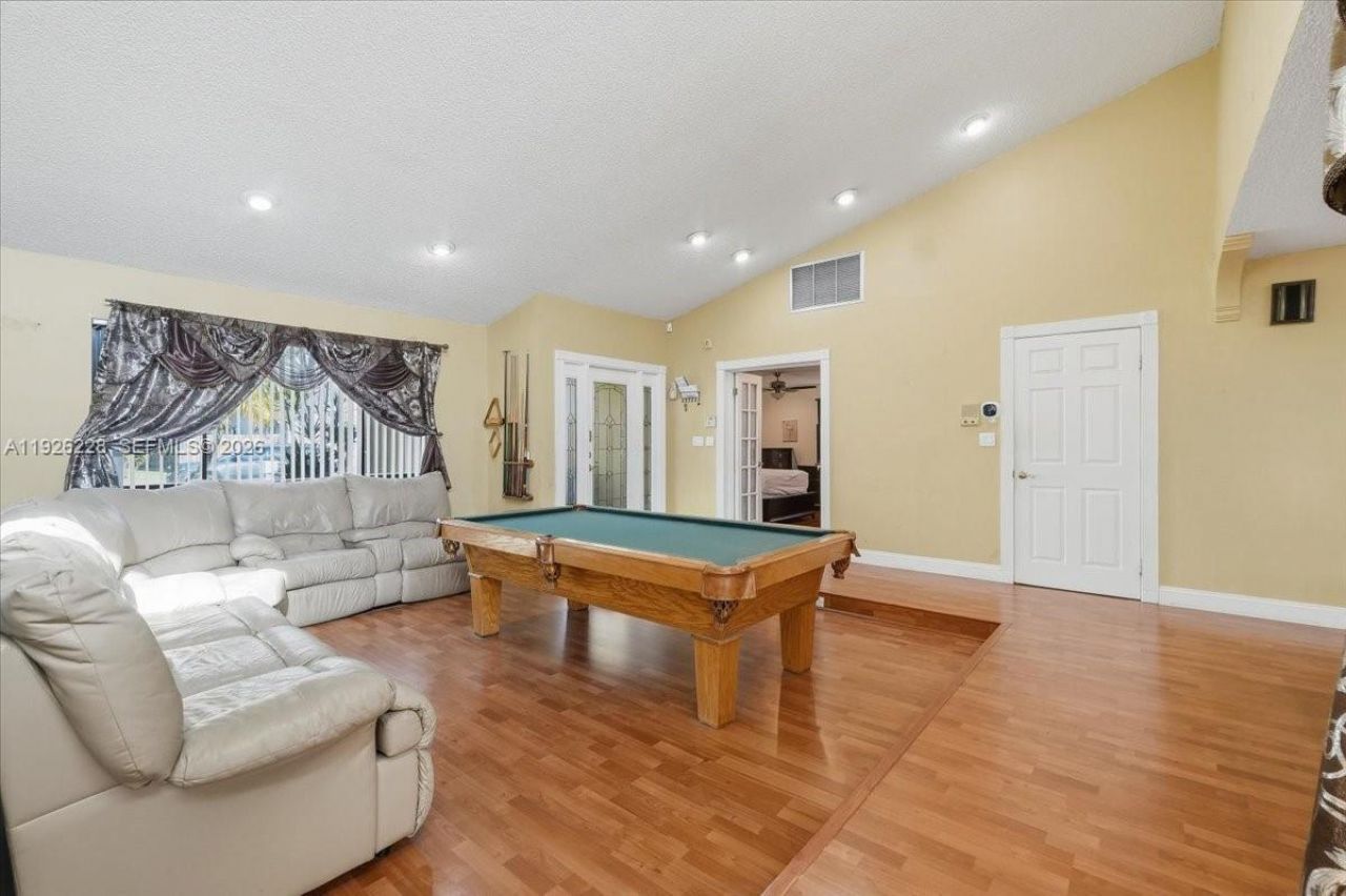 8213 Cassia Ter, Tamarac, FL 33321 Photo