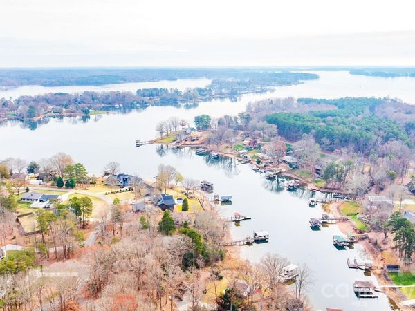 8237 Lymnos Lane, Sherrills Ford, NC 28673
