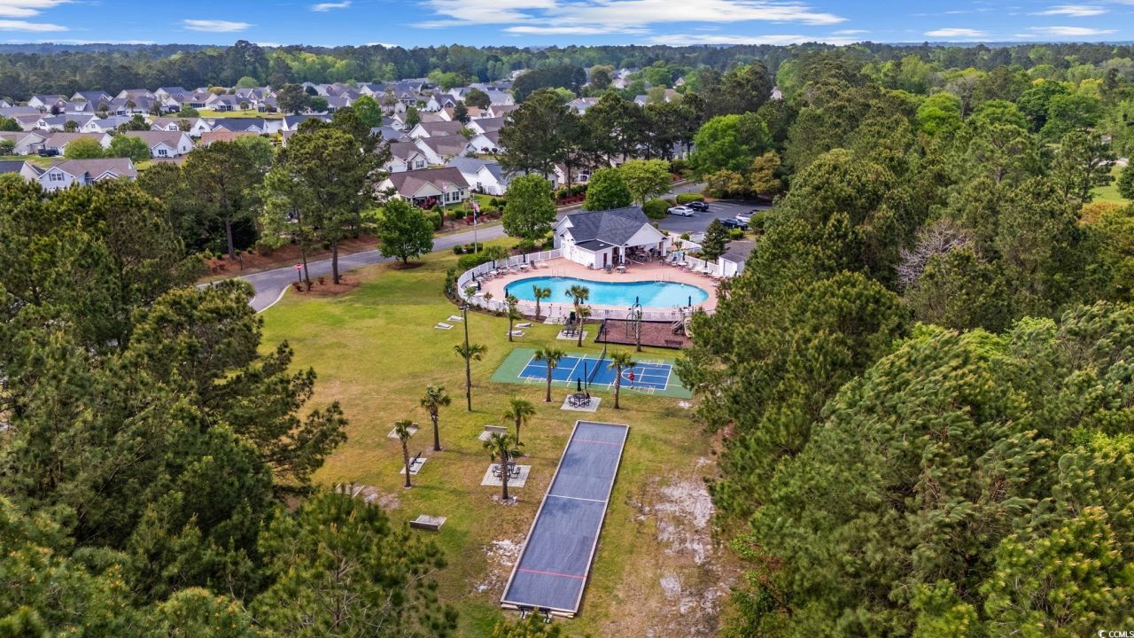 1427 Half Penny Loop Photo 38