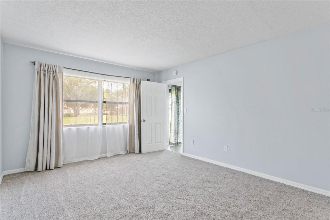 4920 Locust Street Ne, Unit 115, Saint Petersburg, FL 33703 Photo