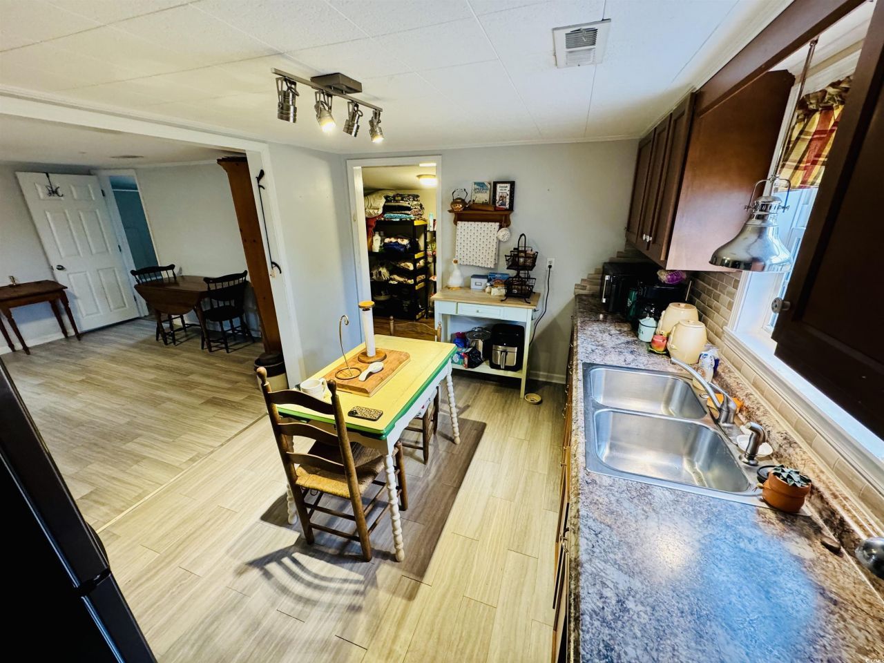 1839 Harris Short Cut Rd. Photo 14