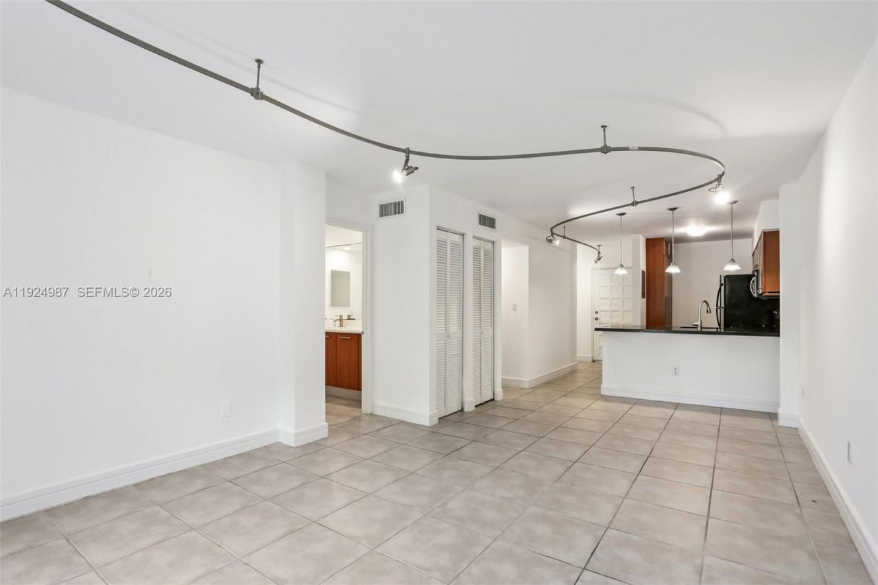 777 NE 62nd St, Unit C400, Miami, FL 33138 Photo