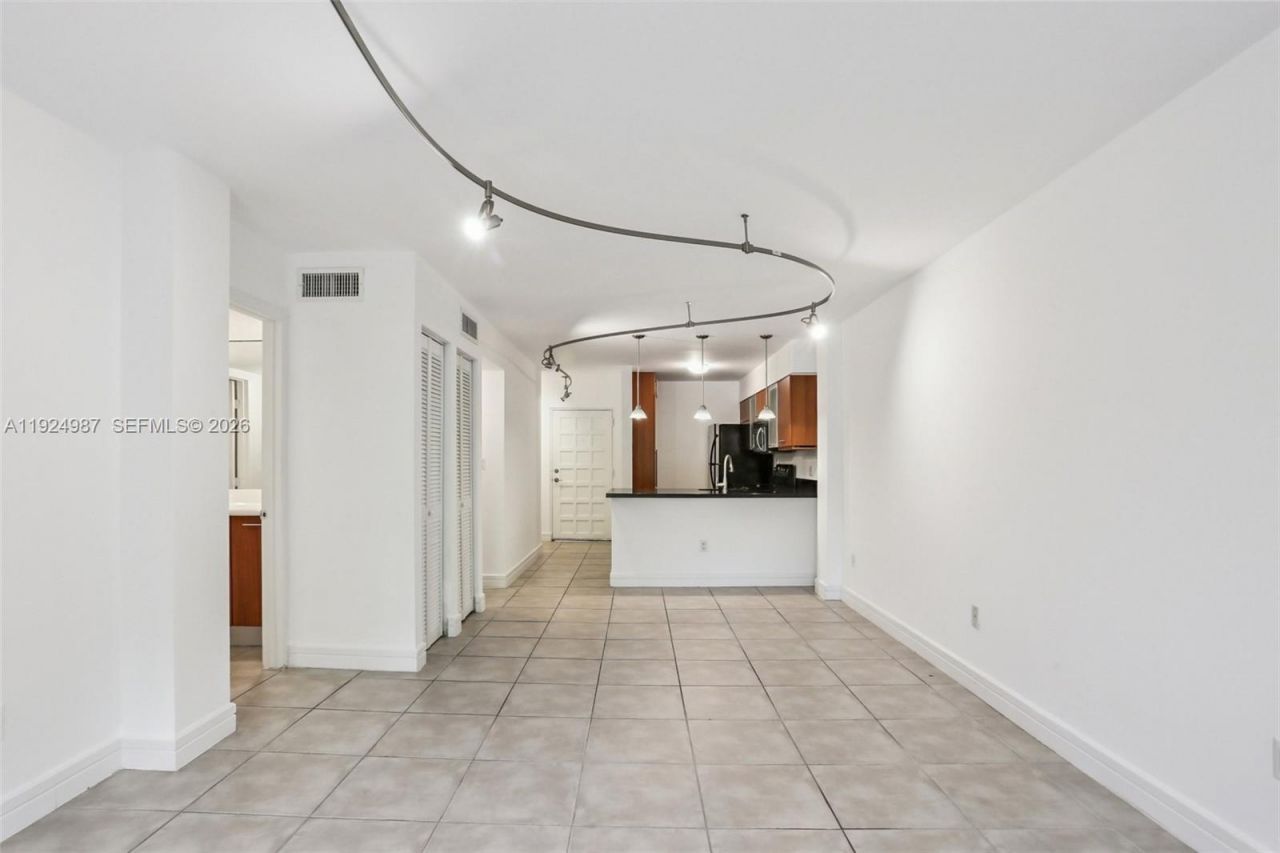 777 NE 62nd St, Unit C400, Miami, FL 33138 Photo