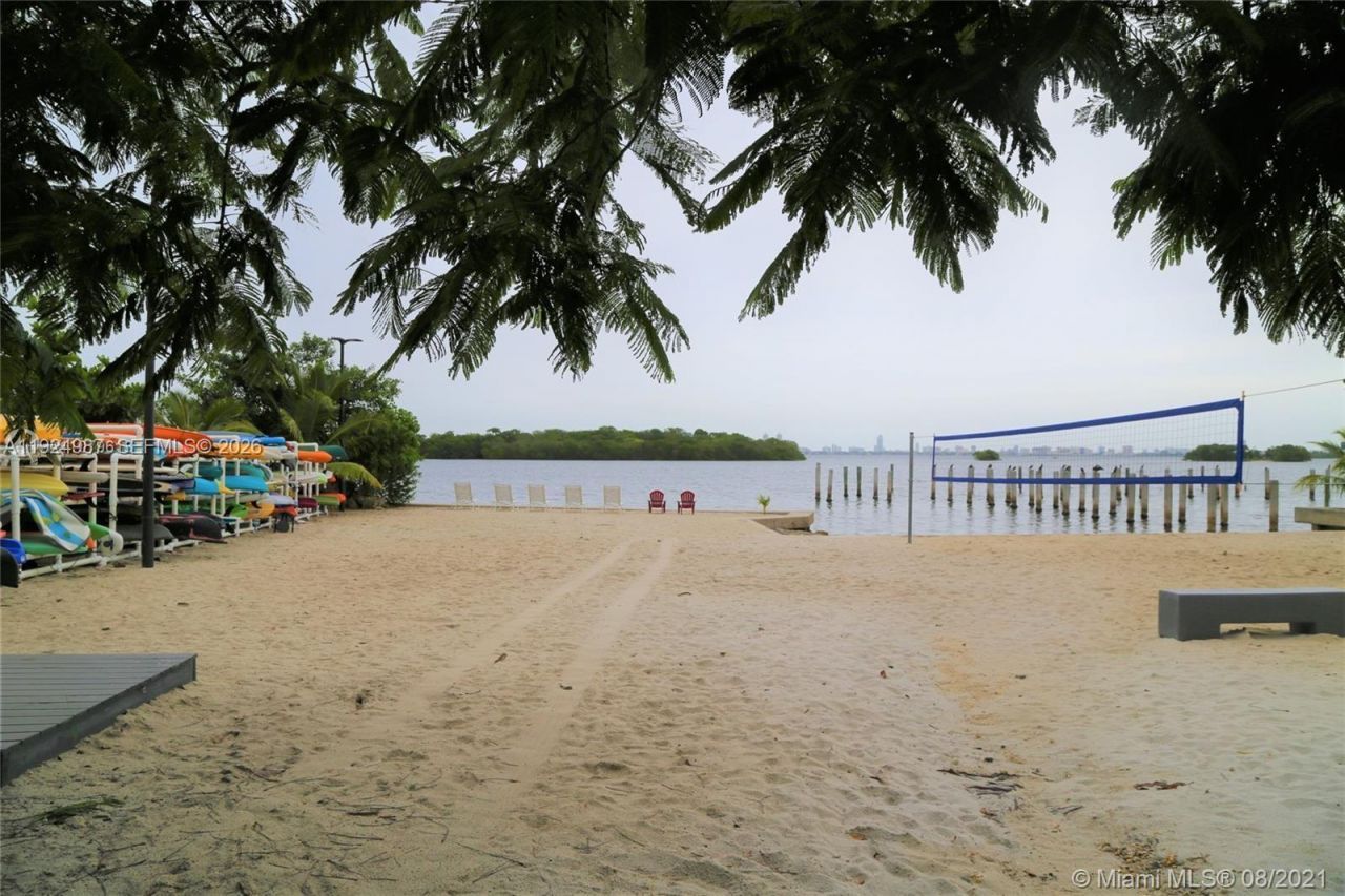 777 NE 62nd St, Unit C400, Miami, FL 33138 Photo