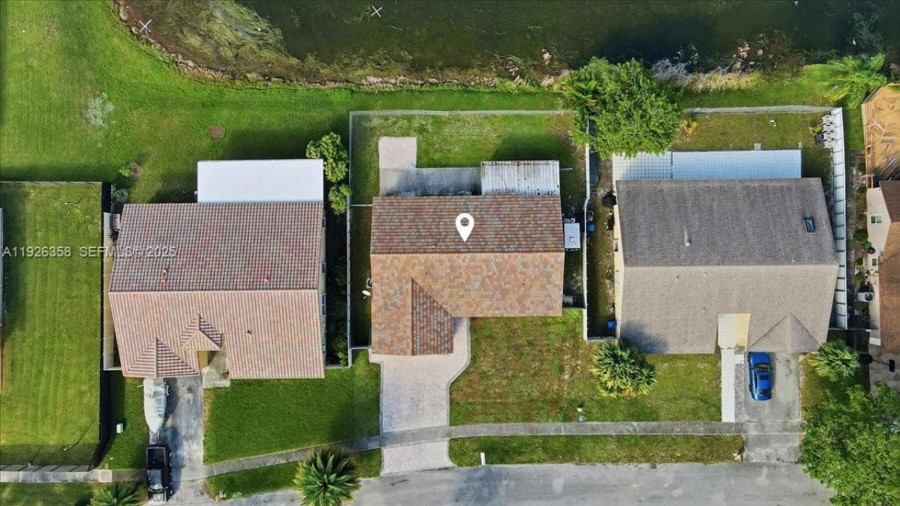 9111 S Lake Miramar Cir, Miramar, FL 33025 Photo