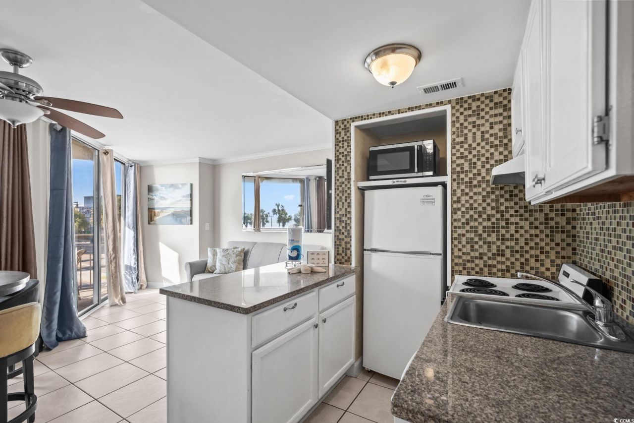 2310 N Ocean Blvd. Photo 11