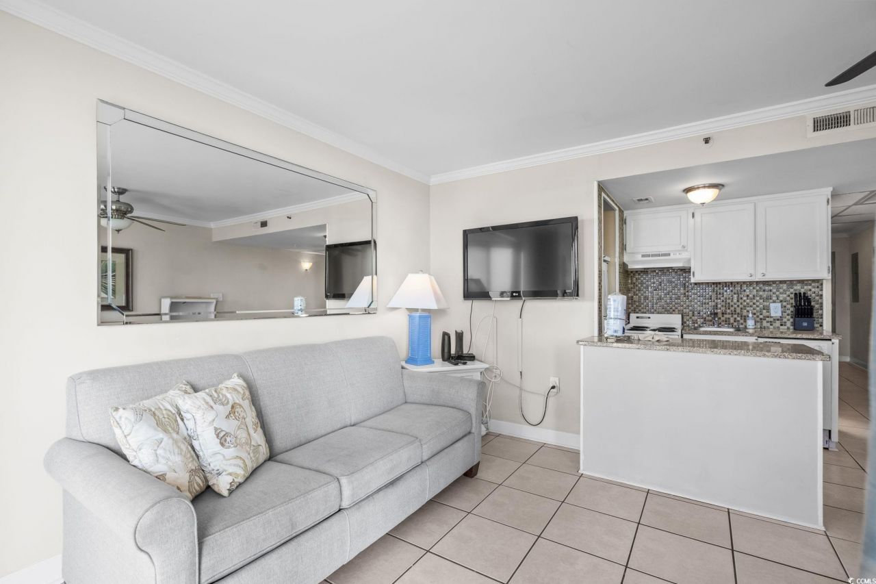 2310 N Ocean Blvd. Photo 9