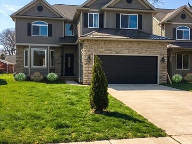 487 Parkside Drive, Bay Village, OH 44140 Photo 1
