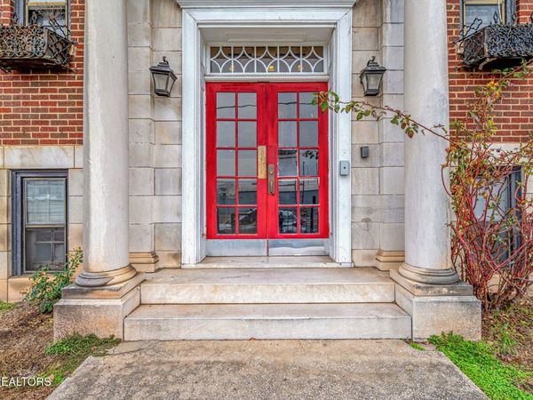 201 W 5Th Ave, Knoxville, TN 37917