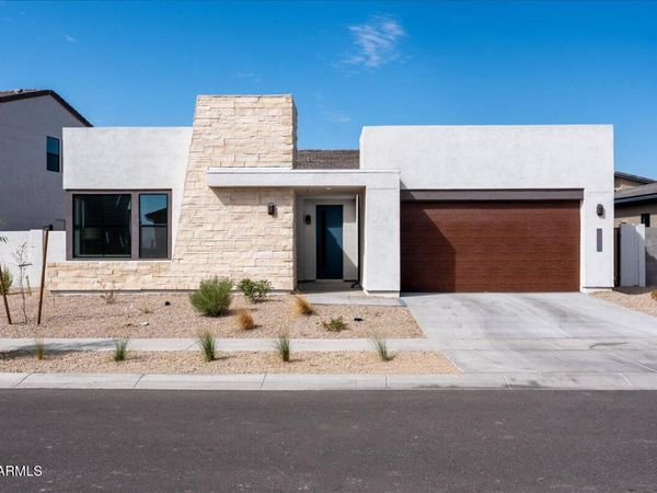 917 E BUIST Avenue, Phoenix, AZ 85042