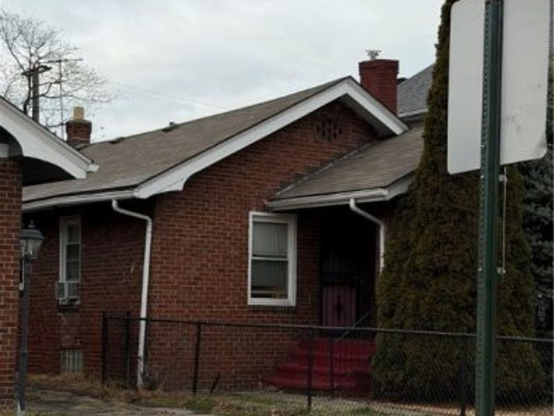 422 E 147th, Cleveland, OH 44110 Photo 2