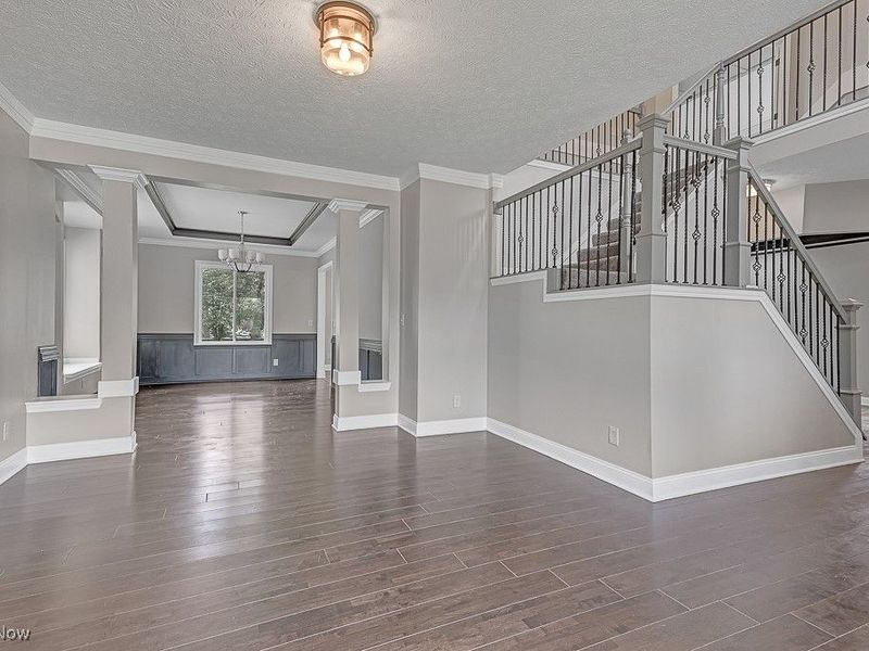 491 Parkside Drive, Bay Village, OH 44140 Photo 5