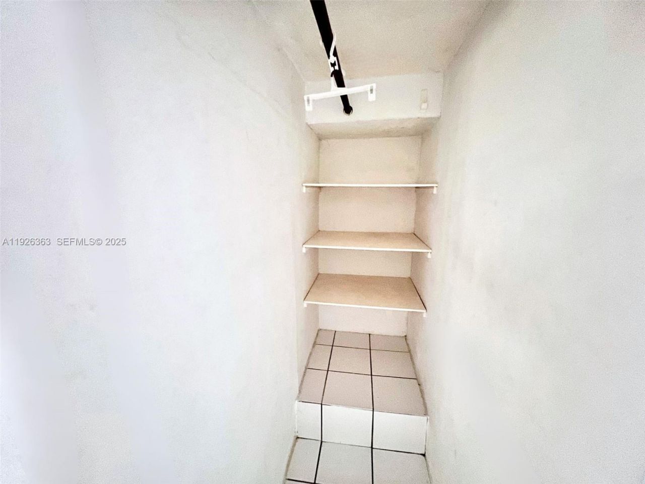 227 Phoenetia Ave, Unit 3, Coral Gables, FL 33134 Photo