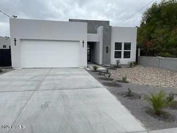 2826 N 28th Place, Phoenix, AZ 85008