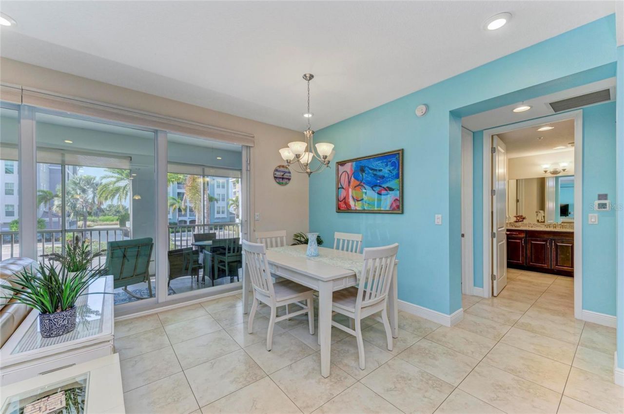 391 Aruba Circle, Unit 101, Bradenton, FL 34209 Photo