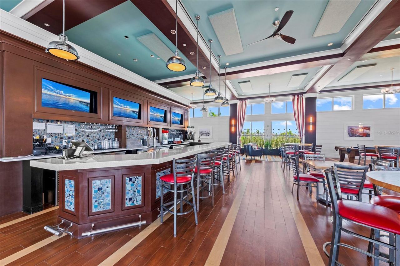 391 Aruba Circle, Unit 101, Bradenton, FL 34209 Photo