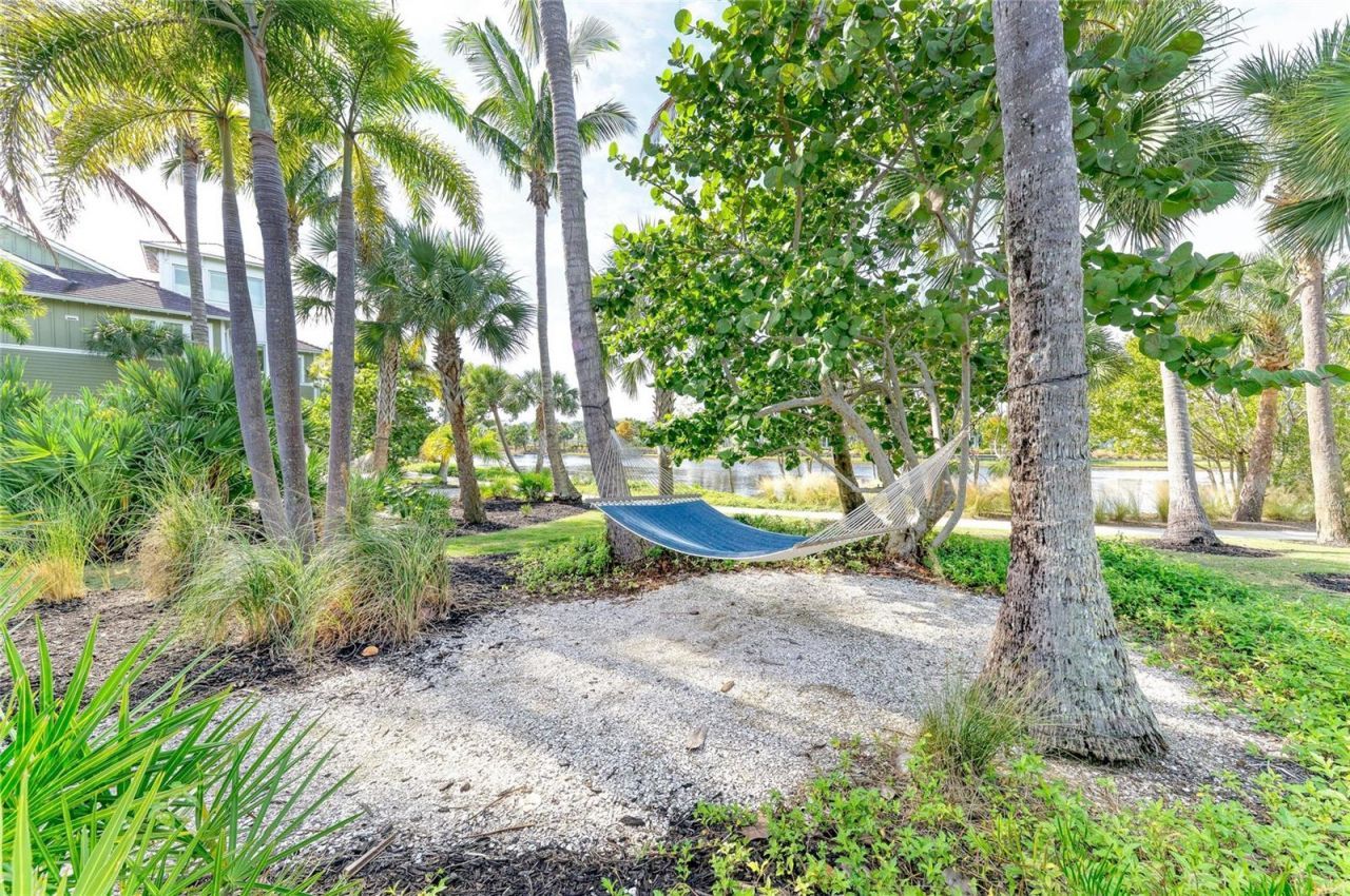 391 Aruba Circle, Unit 101, Bradenton, FL 34209 Photo