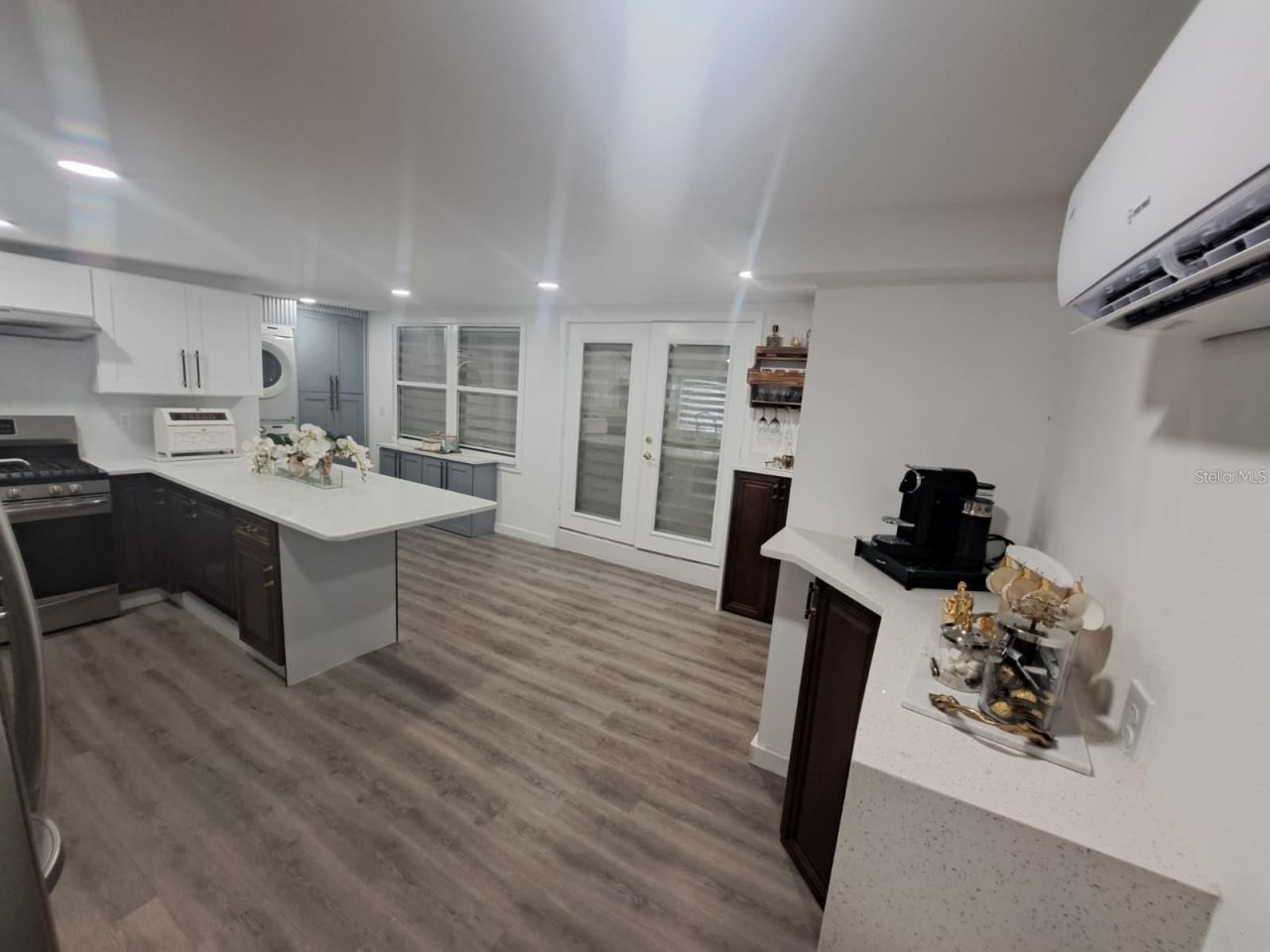 6463 1st Avenue N, Saint Petersburg, FL 33710 Photo