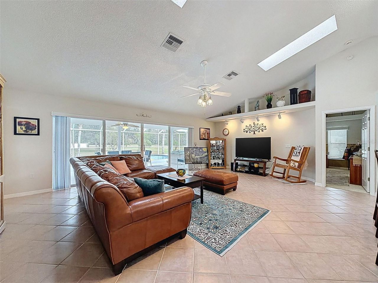 27380 Golf Course Loop, Wesley Chapel, FL 33544 Photo