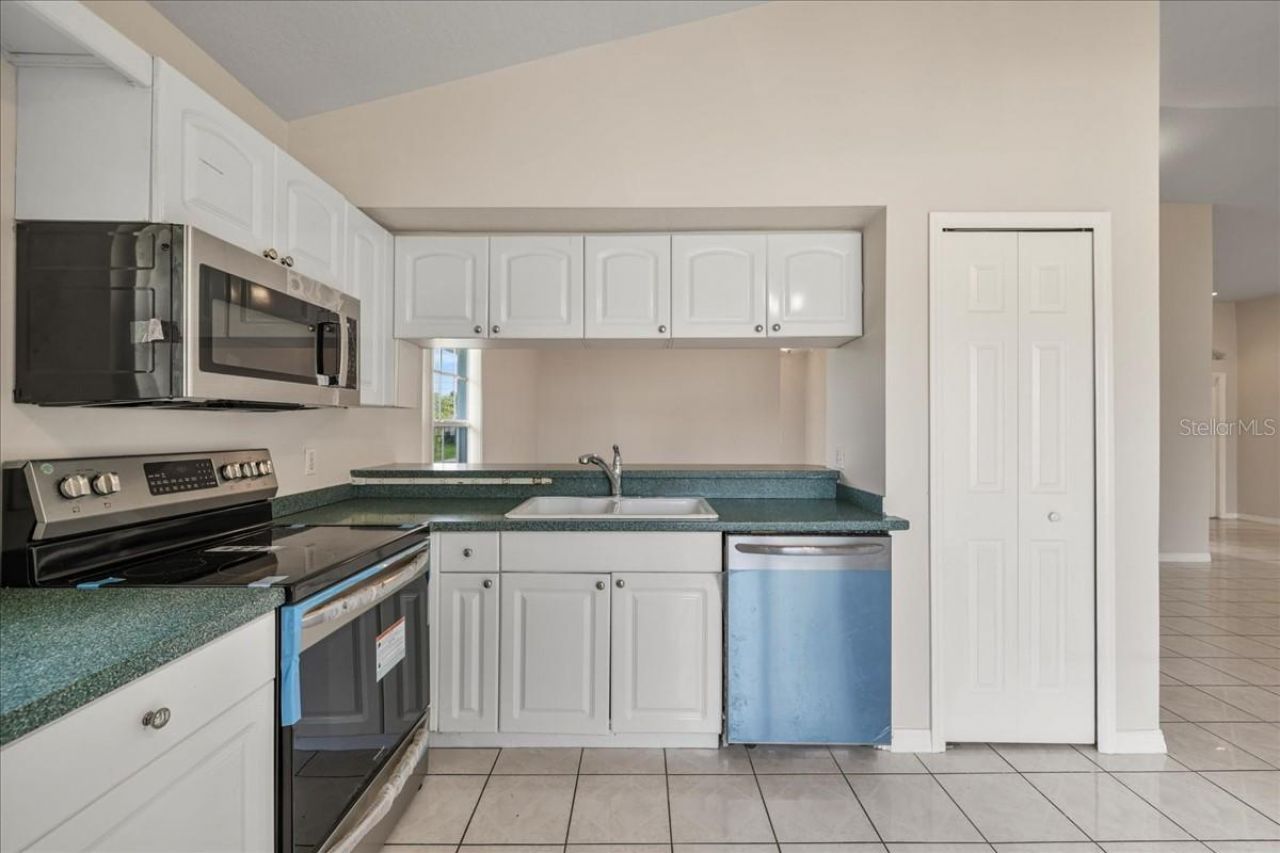 1324 SW 8th Court, Cape Coral, FL 33991 Photo