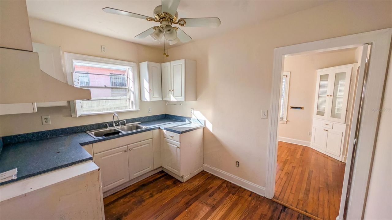 860 16th Avenue S, Saint Petersburg, FL 33701 Photo